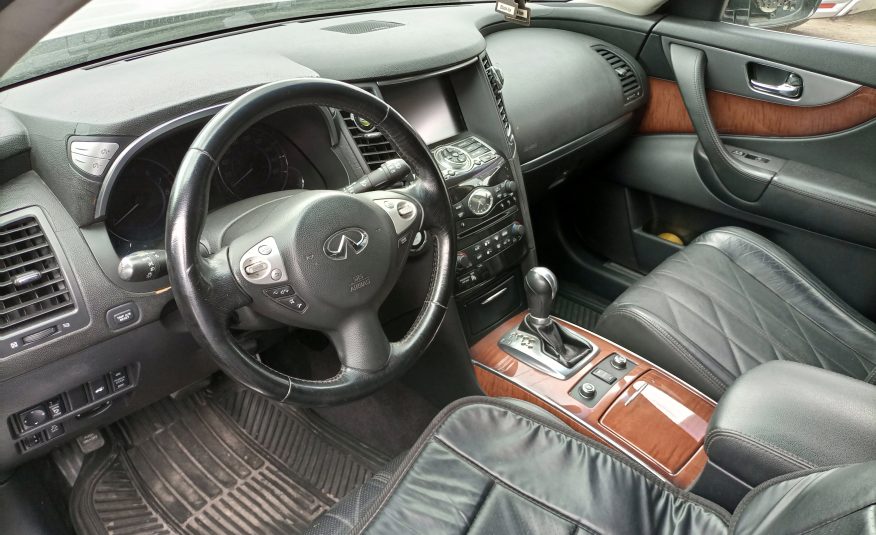 Infiniti FX 35