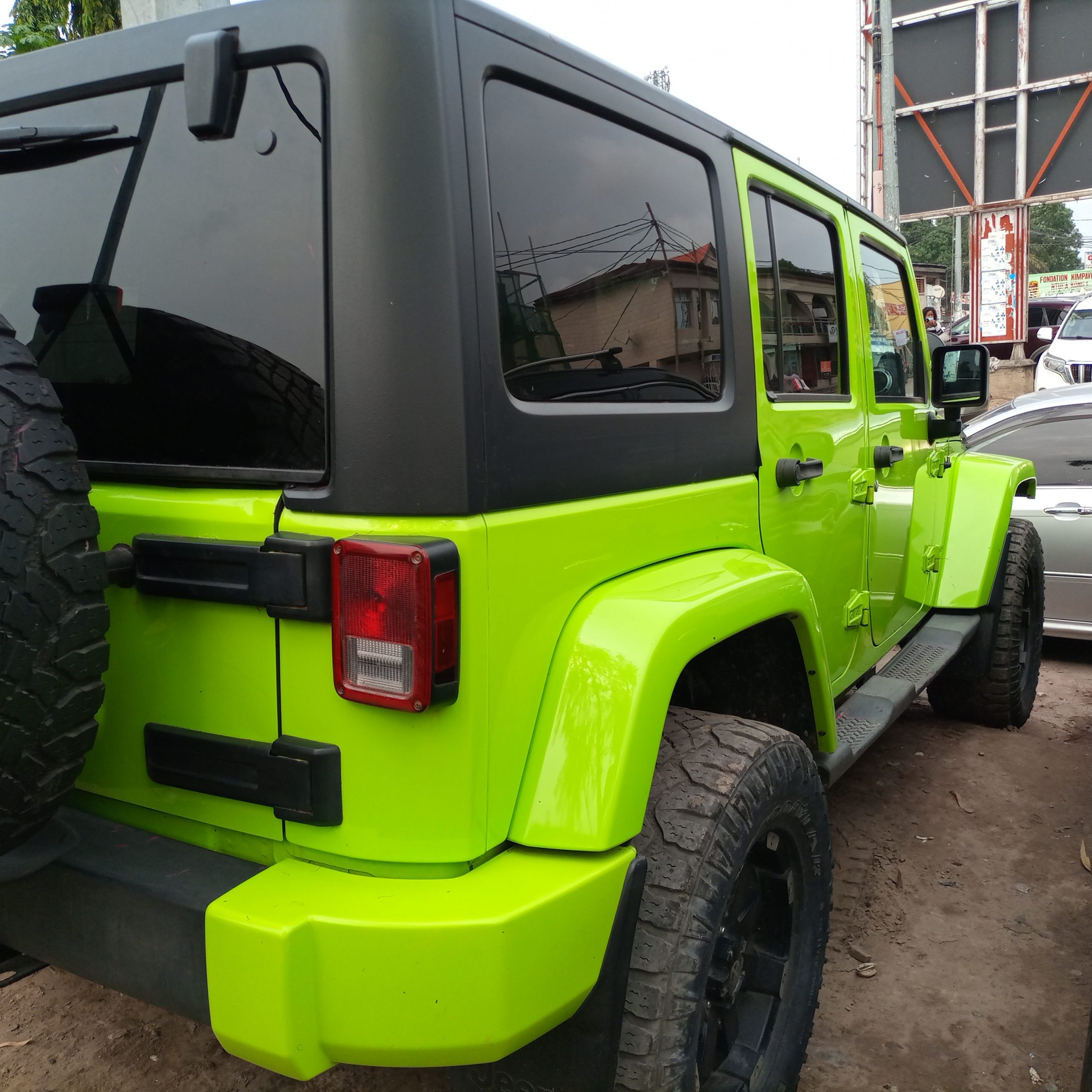Jeep Sahara